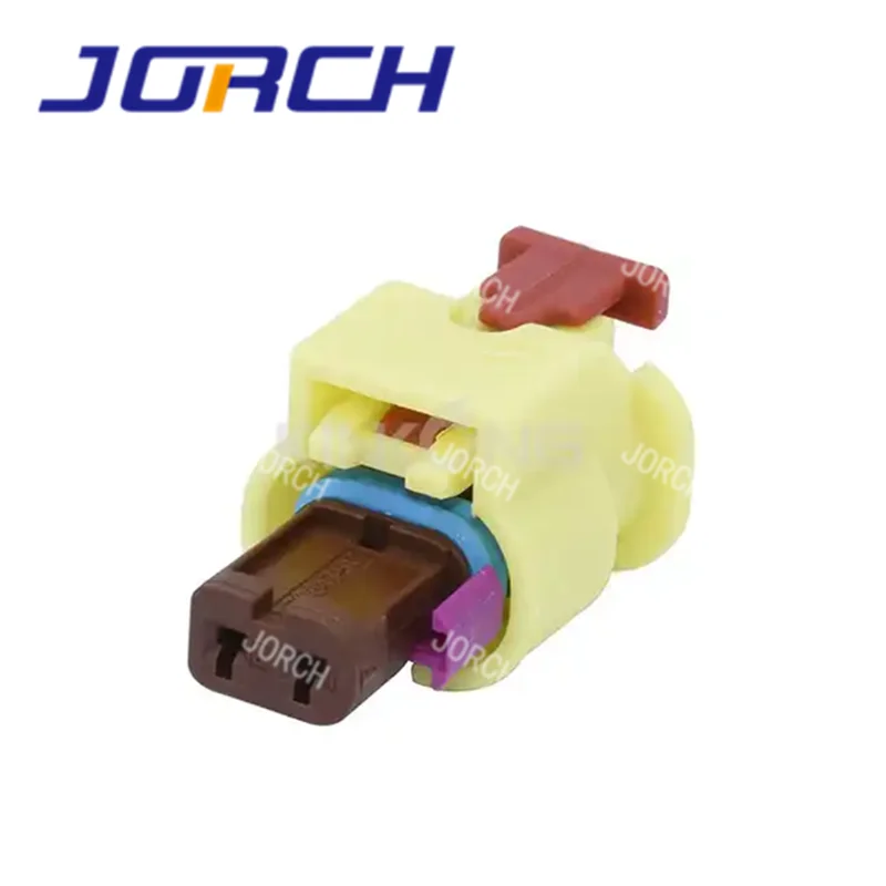 2 pole 5K0973323 Suitable for Golf Lingdu side collision sensor fuel injector connector