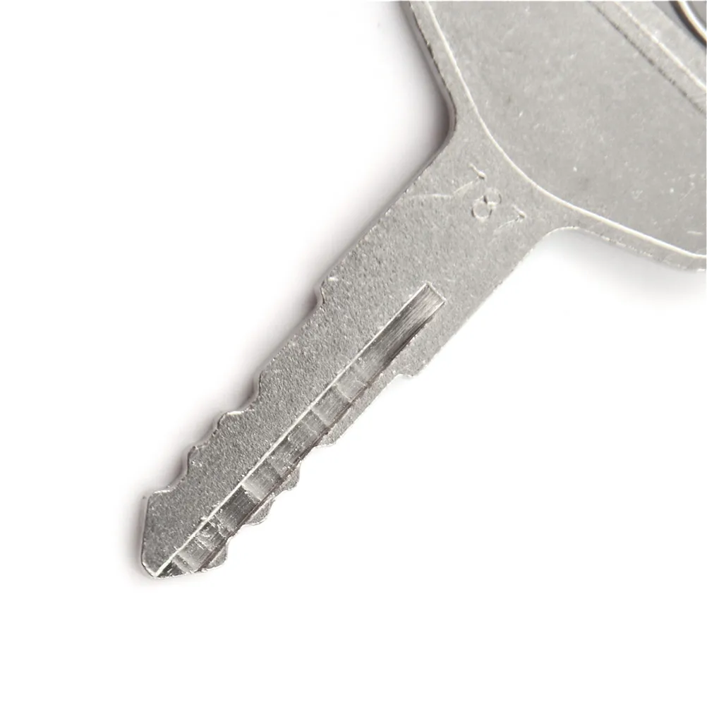 Llave Komatsu 787 para Excavadoras y Tractores - usage example