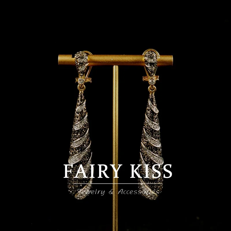 

Винтажные длинные серьги-гвоздики с кисточками, черные, золотые, с бриллиантами, универсальные серьги-гвоздики