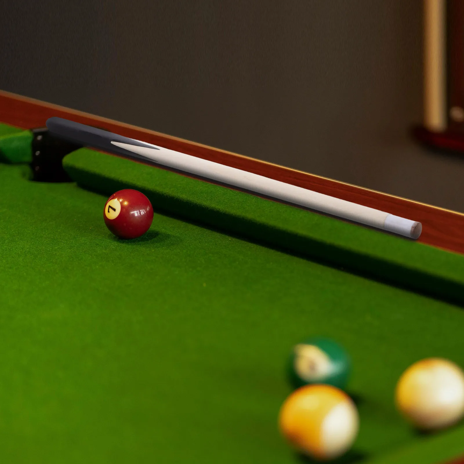 

Beginner Labels Short Pool Stick for Tight Spaces Cue Sticks Shorty Cues Billiard