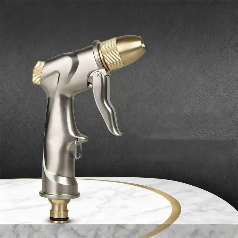 

Портативный водяной пистолет высокого давления для мойки автомобилей в основном используется в качестве отличного инструмента для полива садов, цветов, газонов.