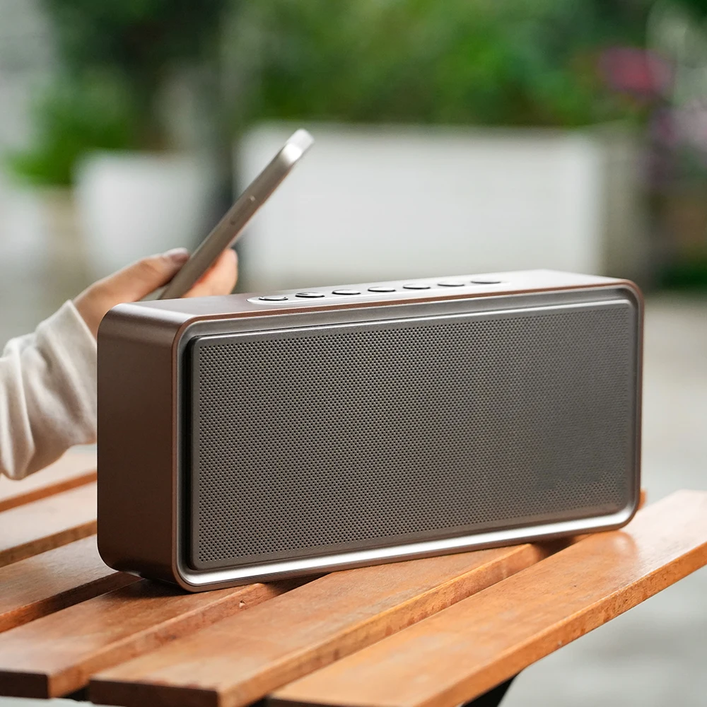 

Indoor Surround Sound Enjoyment Classic Music Retro Desktop Audio 2X2600Mah Big Battery 100W Wireless Portable Home Speaker