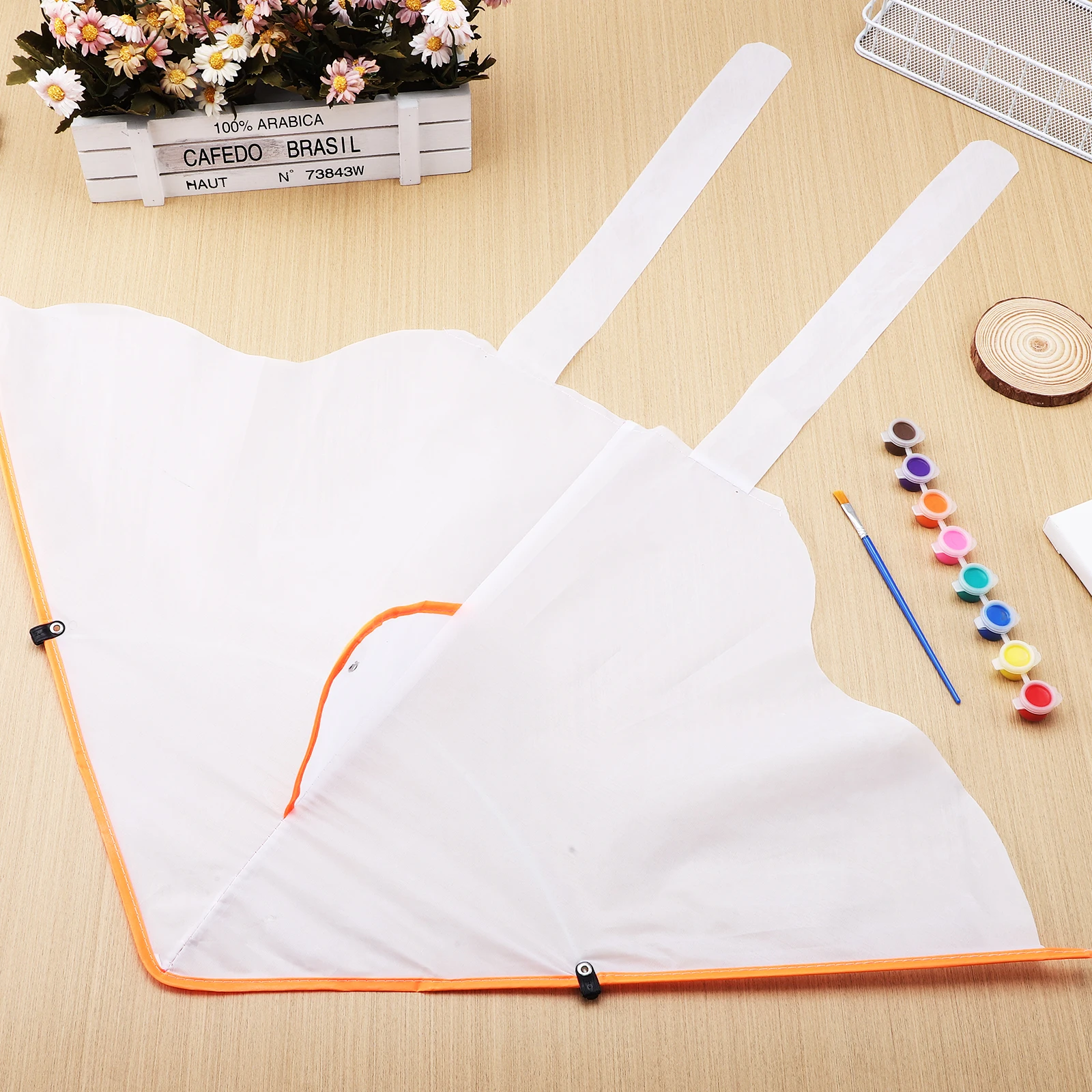 1Set Ongeverfde Kite DIY Kit Inclusief Acryl Kwast voor Kinderen Creatieve Kleuren Craft Outdoor Flying Kite Art Making