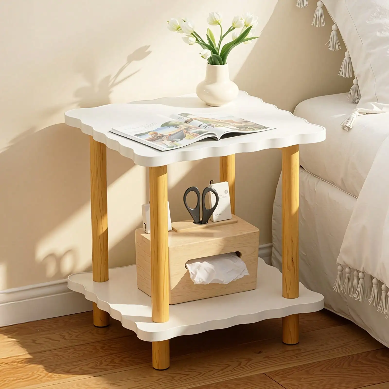 

Современный приставной столик Tier, компактная прикроватная тумбочка с полкой для хранения и деревянными ножками для спальни/гостиной/прихожей – белый