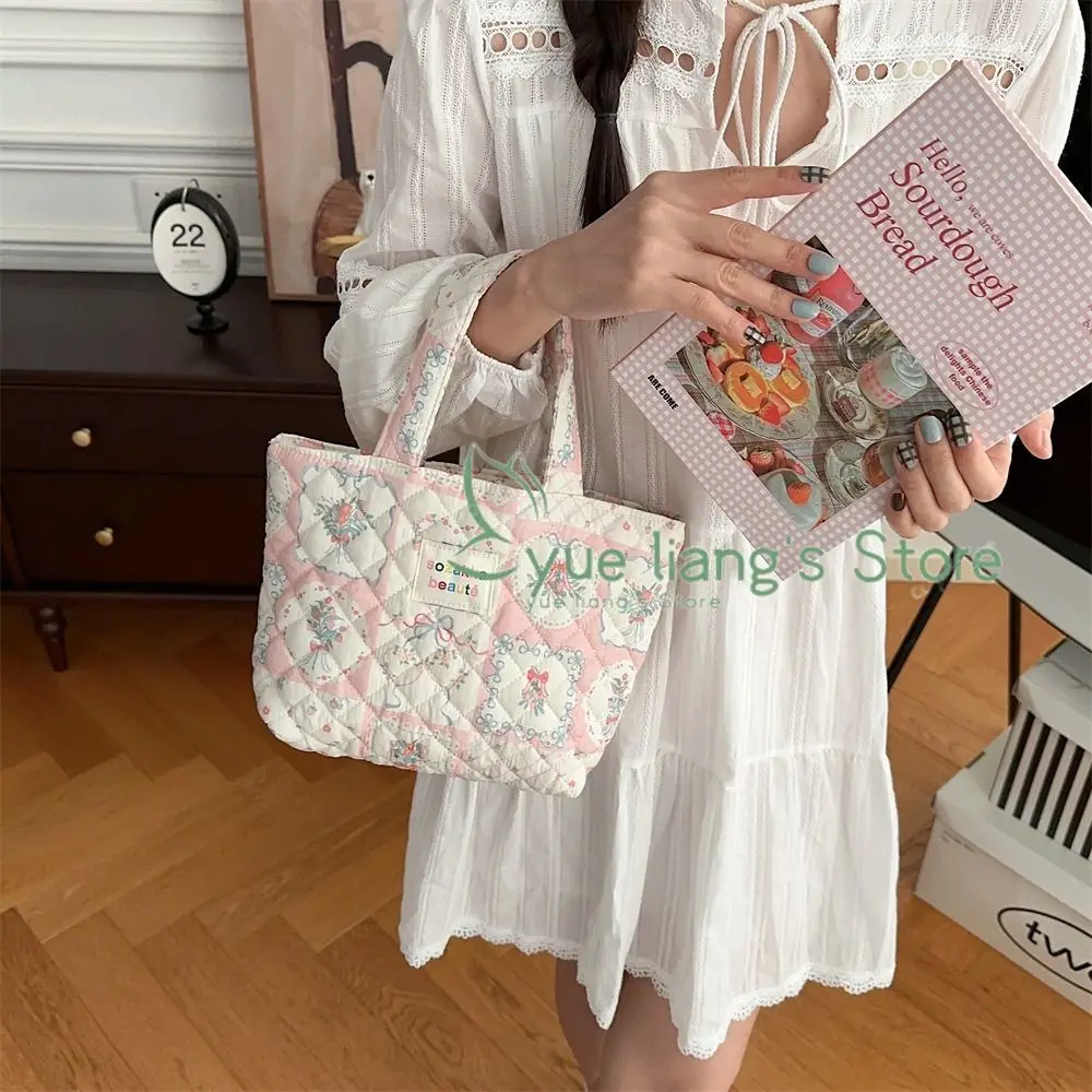 Cute Cartoon Print Tote Bag New Fashion Women Soft Quilted Handbag Shoulder Bag Girls Book Bag Travel Shopping Package