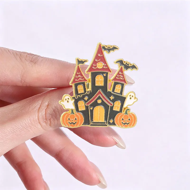 Halloween Spukhafte Burg Hexenhut Geist Emaille-Abzeichen Dunkle Gotische Dämonische Katze Niedliche Anstecknadel Feiertagsparty-Dekoration Brosche – Detail 8