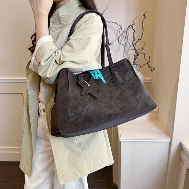 Damen-Tragetasche, mehrschichtige Schultertasche mit großem Fassungsvermögen und Reißverschluss, Damen-Vintage-Handtasche mit mattiertem Finish, ideal für Büro, Pendel und den täglichen Gebrauch, mit Tragegriff. – Detail 22