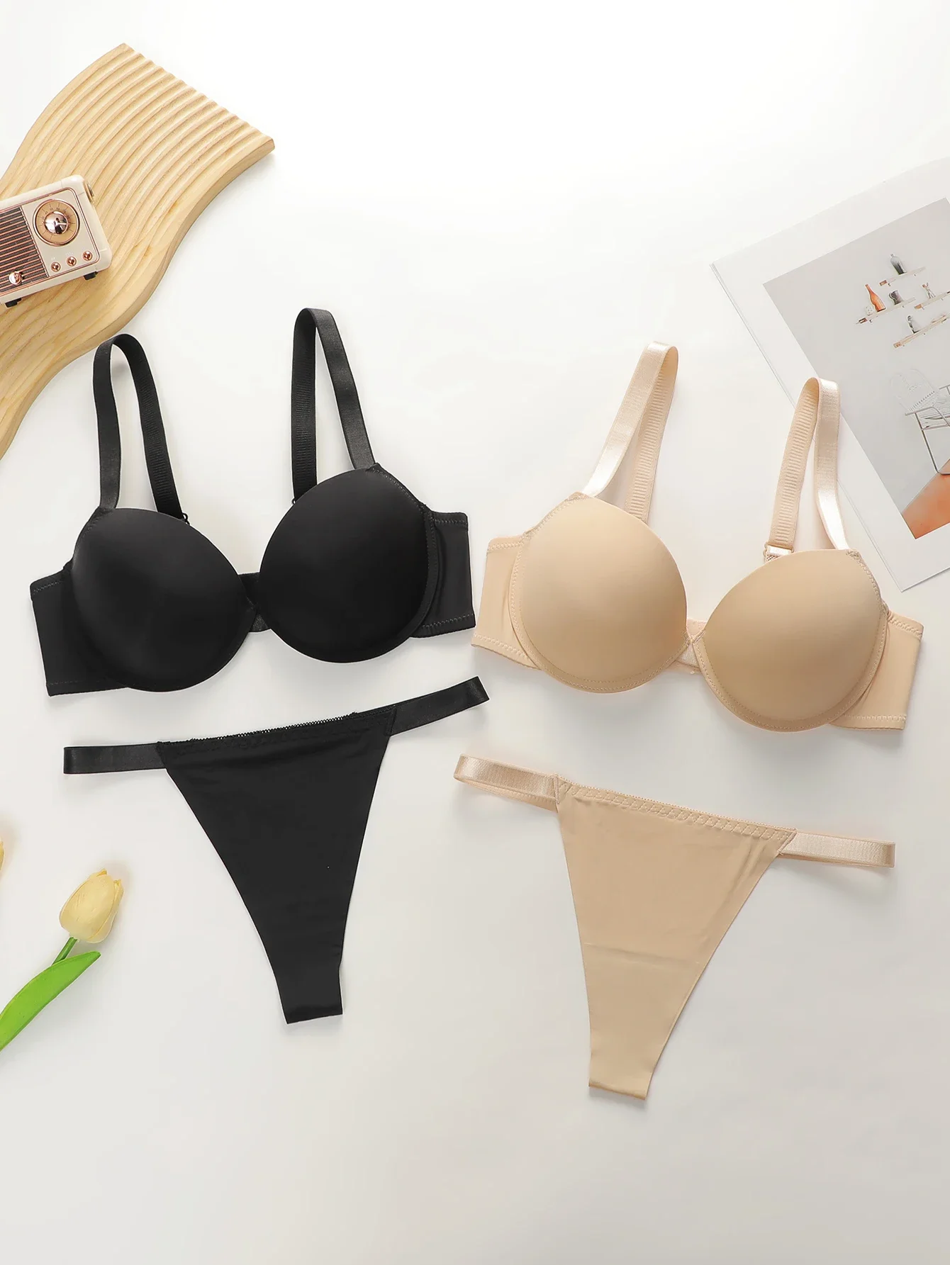 

2 Sets Black Skin The Best-selling Sexy Gathering Promotion Style Glossy Letter Shoulder Strap Women Underwear Set Push Up 2051
