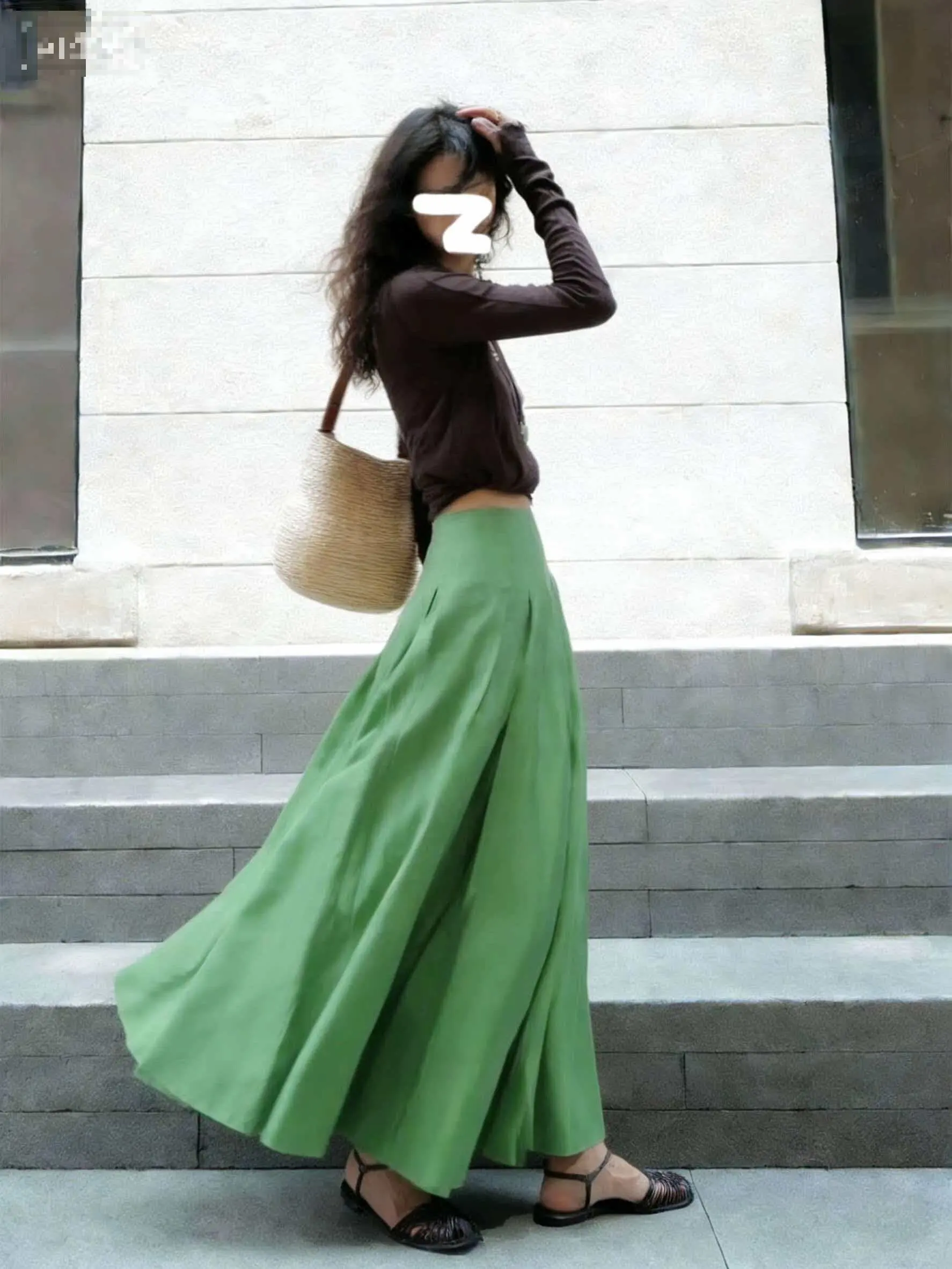Women's Spring and Summer Green Long Skirt with Pleated Waist and Flared Hem, Very Beautiful, Made of Lyocell Fiber, Comfortable and Breathable