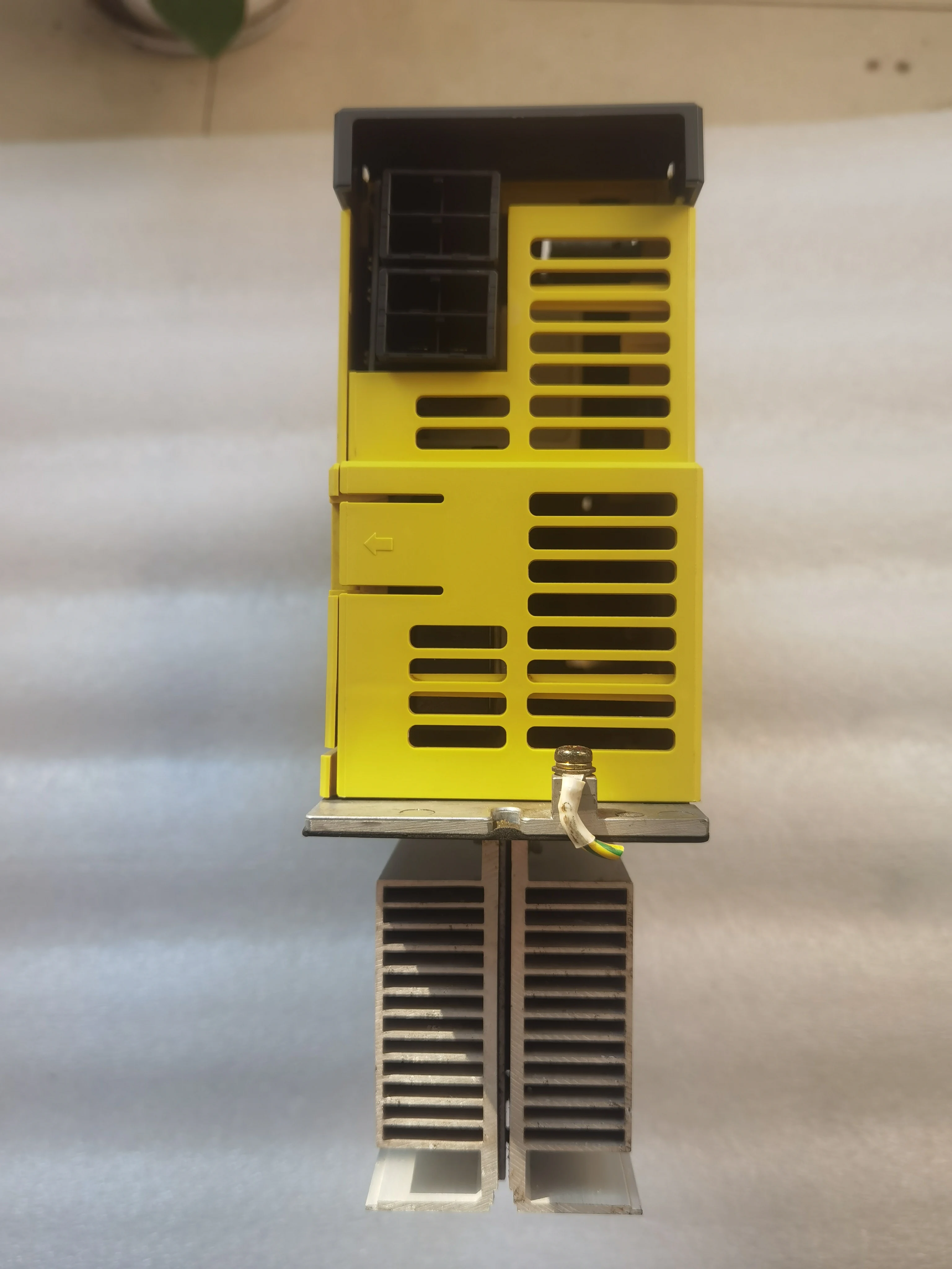 Servo Drive FANUC, Usado, Normal, A06B-6114-H210
