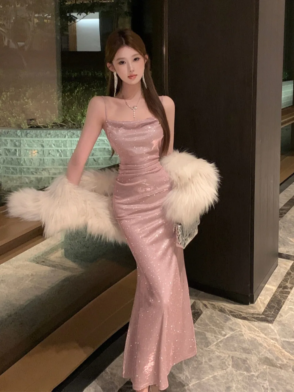 

Сексуальное длинное платье на бретельках для похудения, сверкающая внутренняя одежда, женская модная сенсация, высокая талия, средняя вес, осень-зима Dr