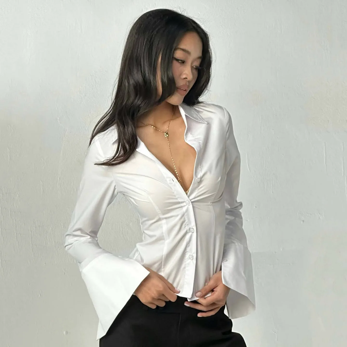 

Женский кардиган Slim Fit с длинными рукавами-колокол, однотонный, повседневный, сексуальный, на одной пуговице, осень 2025