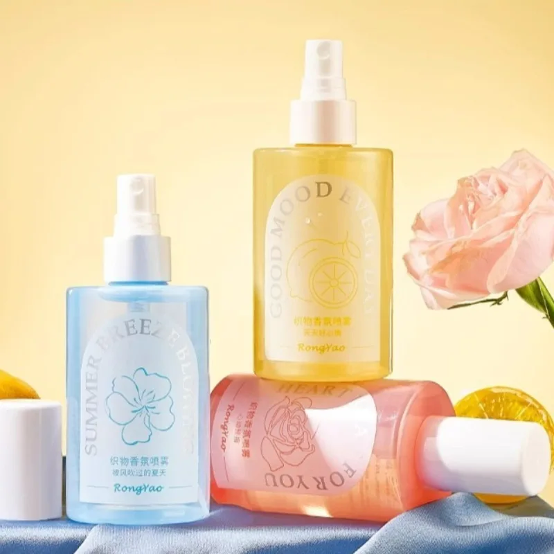 

Парфюмированный спрей для тканей 200 мл: Стойкий, дезодорирующий, свежий, элегантный, мягкий аромат для одежды. Коллекция «Чистый и воздушный люкс».