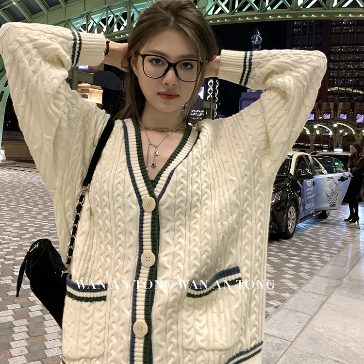 

Autumn and Winter 2024 Women Solid V-neck Long Sheeved Cardigan Casual Loose Sweater Fashion Temperament Knitted Jacket YL289