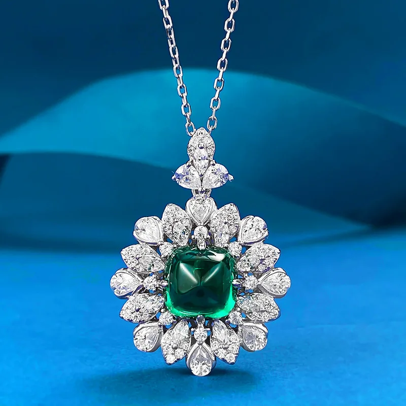 New S925 Silver Imitation Emerald 10 * 10 Sugar Tower Necklace Pendant for Women's Light Luxury Fashion, Small and Popular