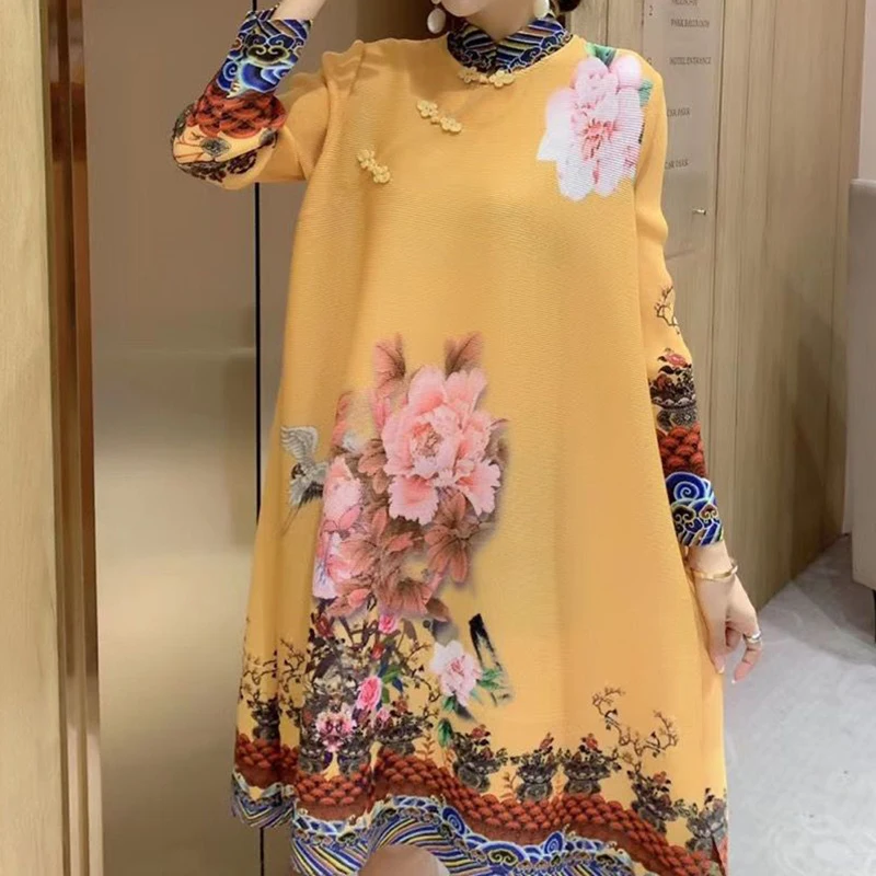 Fashionable standing collar printed pleated dress with oversized improved cheongsam vintage dress   LOOSE