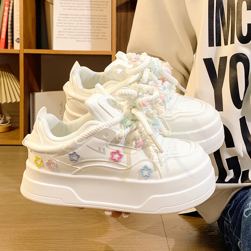 Original Lolita Girls' Star Thick Soled Tall White Shoes 2025 New Sweet Student Casual Board Shoes