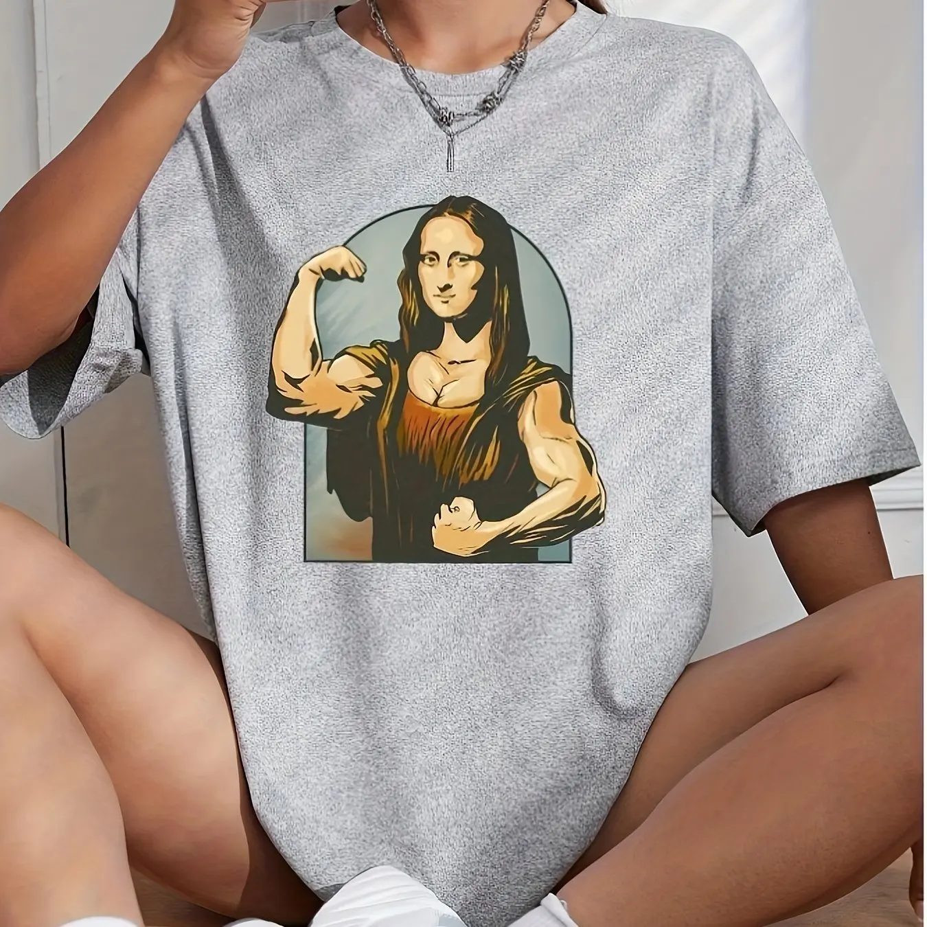 

Funny Mona Lisa Pattern Woman T Shirt Girl Oversize Daily Top Female Creativity Streettshirt Round Neck T-Shirt Casual Clothes