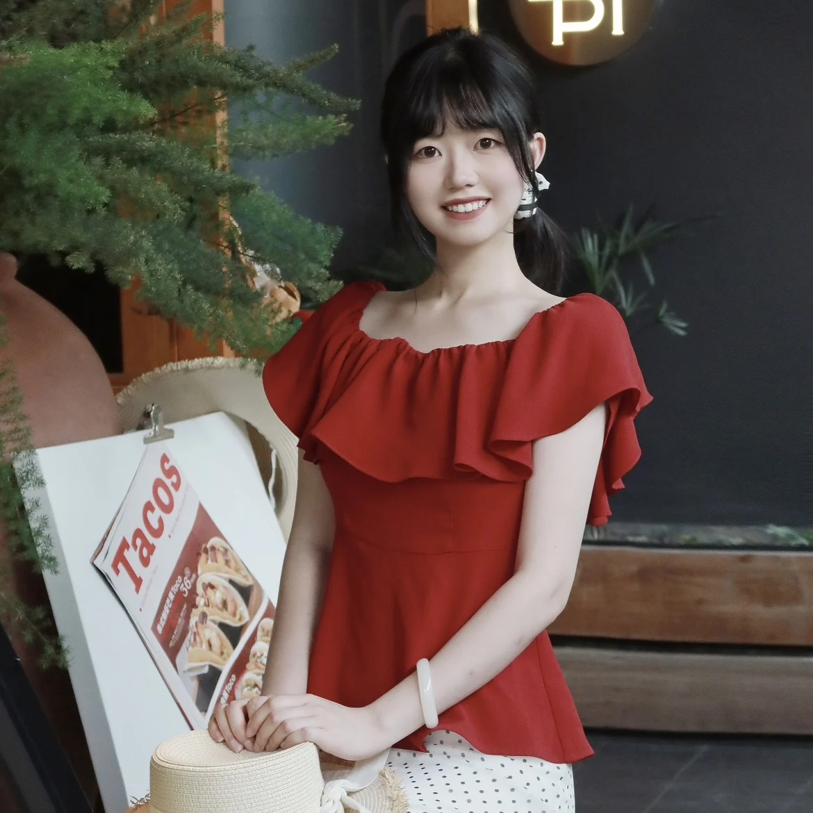 

Summer Cherry Blossom Ultra-Pure White One-oulder Pleated ort-Sve T-irt Women's ort Sle Sweet Fit Lace irt