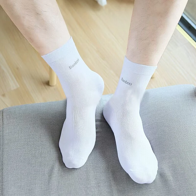 5/10 Paar neue Socken aus Bambusfaser, bequem, atmungsaktiv, für Freizeit und Business, Herren-Crew-Socken, hohe Qualität garantiert, Herrenmodell, EU-Größe 38–45. – Detail 6