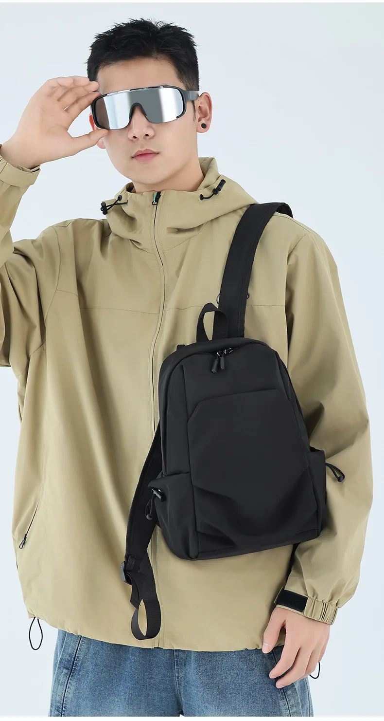 Thumbnail 3 - #32 Travel Bags Comparison Guide