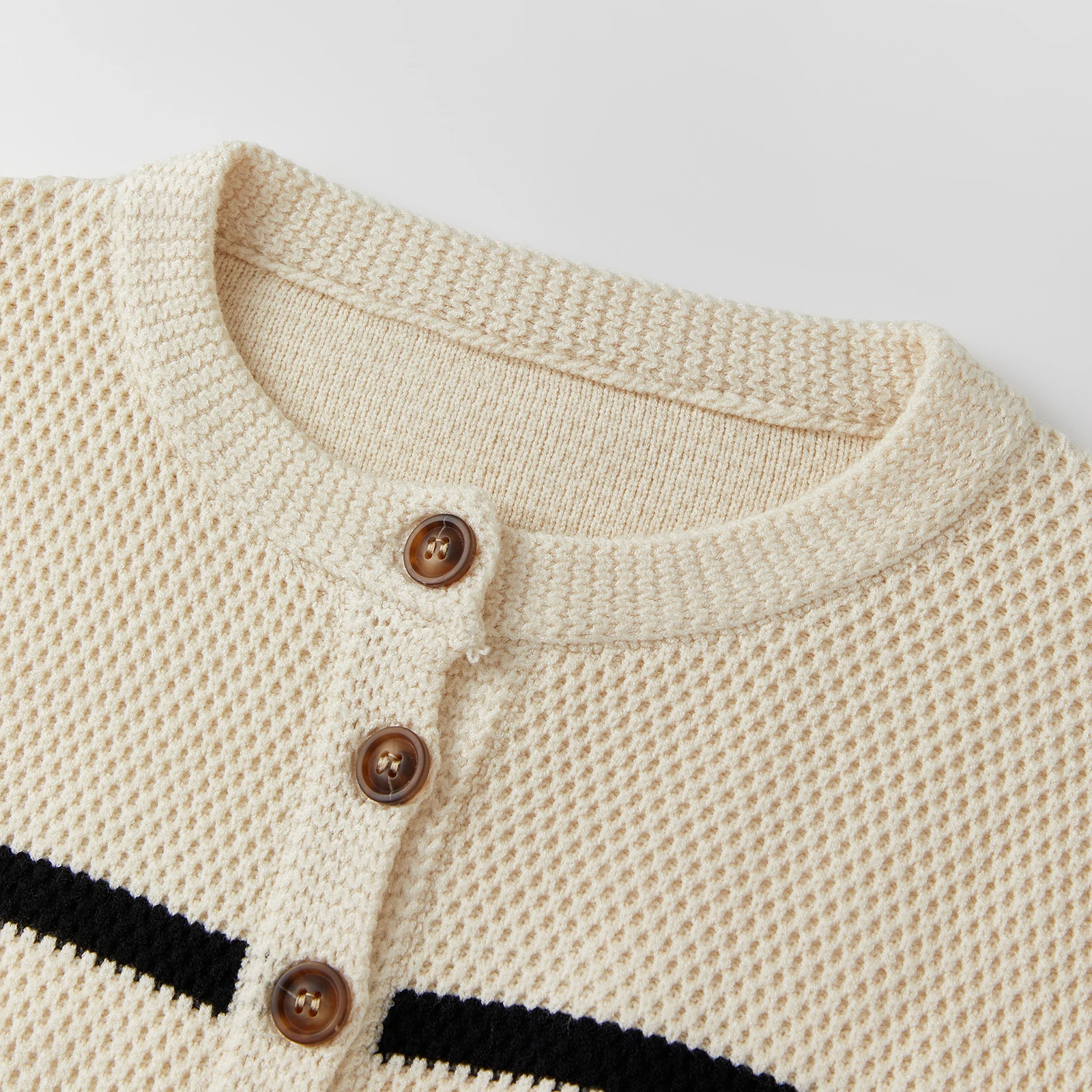 

Women s Cable Knit Sweater with Turtleneck Collar and Ribbed Cuffs Cozy Winter Pullover Jumper for Cold Weather