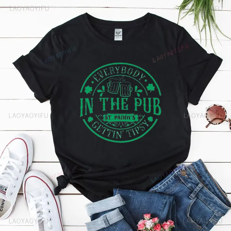 St. Patrick Day Shirt Lucky Irish Shamrock T Shirt Heart Lucky Women Tee-Shirt Green Graphic Tees Funny Sayings Tops Cotton Tops