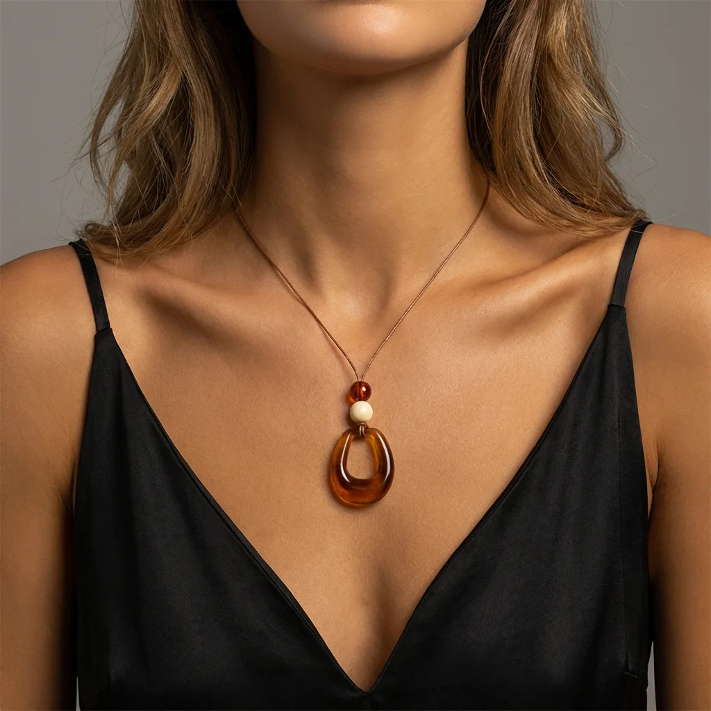 Vintage Amber Color Resin Pendant Necklace for Women Minimalist Geometric Long Sweater Chain 2026 Fashion Artistic Jewelry Gift