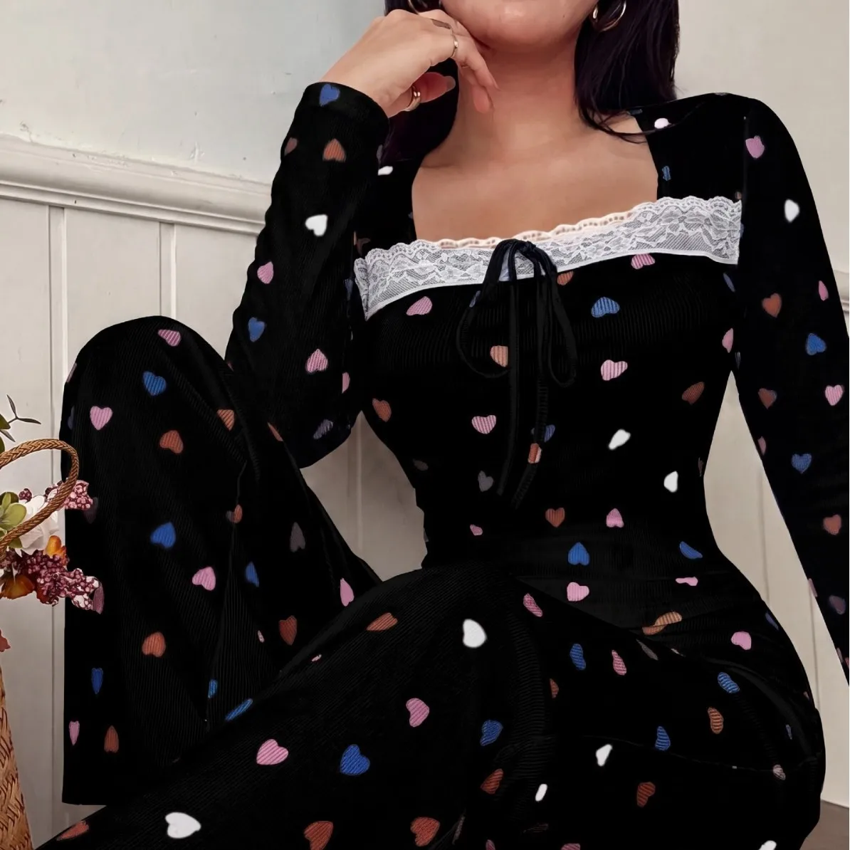 Women's Fashionable and Comfortable Lace-up Pajamas Can Be Worn Outside Pit Strips, Long Sleeves, Trousers, Loungewear Suit