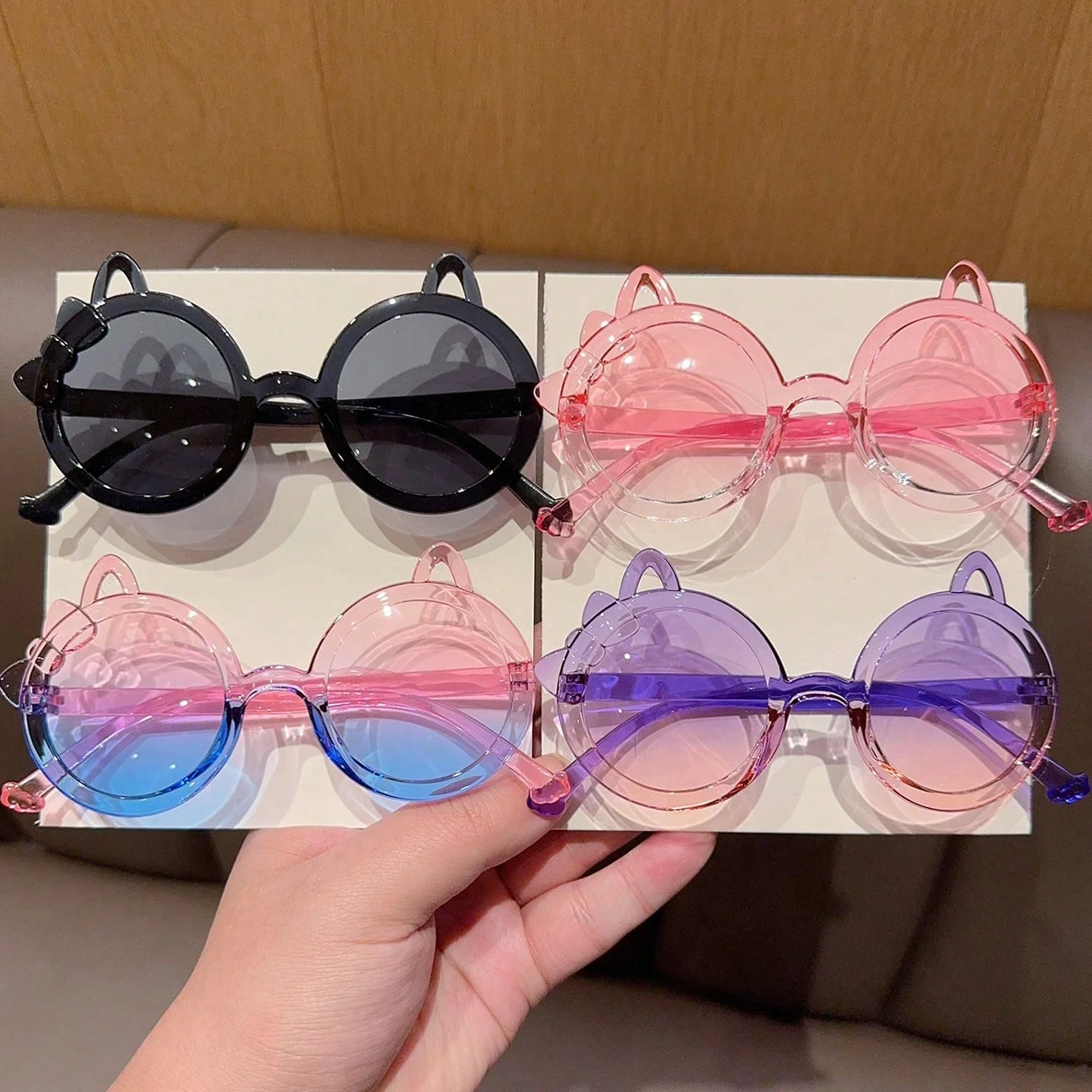 2/4 個 2025 最新のかわいいファッショングラデーション中空猫耳蝶結びファッションメガネ保護眼鏡、カードのみ表示、発送はしません