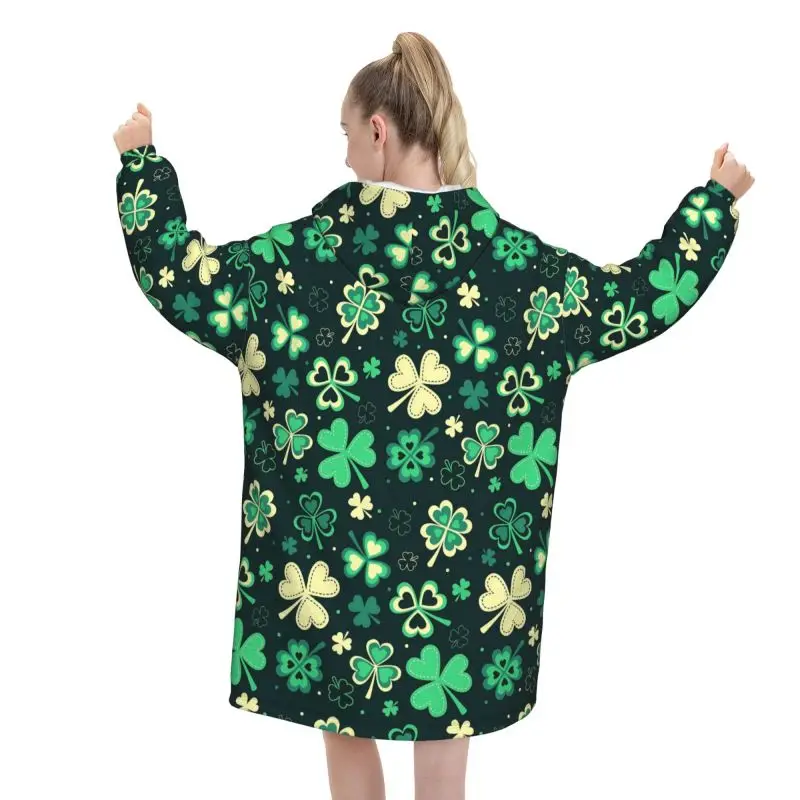 Irish Four Leaf Clovers Wearable Blanket Hoodie Women Oversized Pullover Sweatshirt Saint Patrick's Day Fleece Hooded Blanket
