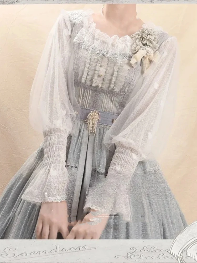 بلوزة لوليتا ستايل للنساء قمصان تونيك برقبة مائلة قطع علوية قصيرة 2025 Blusas Mujer De Moda مكشكشة بأشرطة تونك بلوزات صيفية