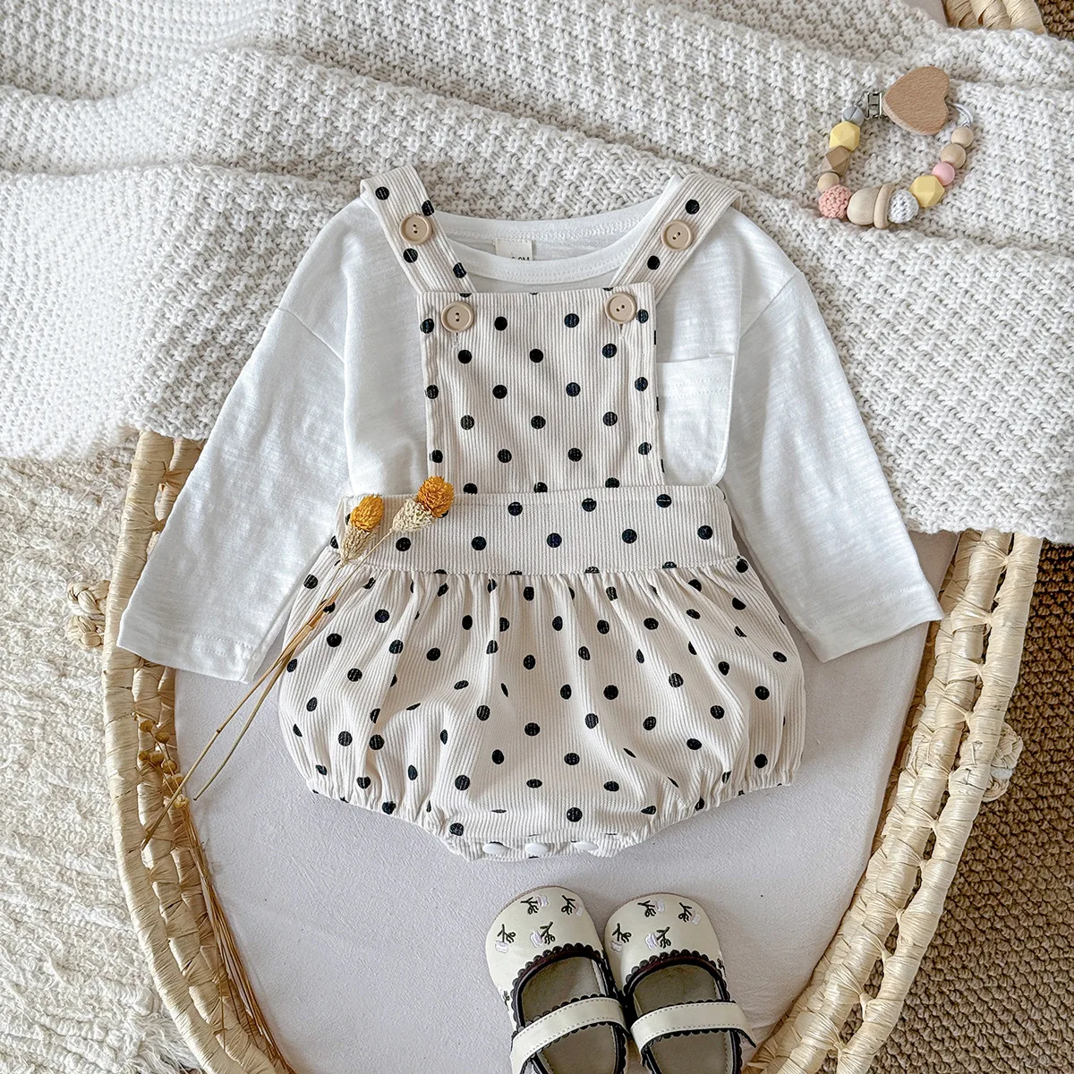 

0-2Y Newborn Boy Clothes Cute Sleeveless Bodysuit Girls Baby Bodysuit Polka Dot Suspender Triangle Romper Casual Daily Outfit