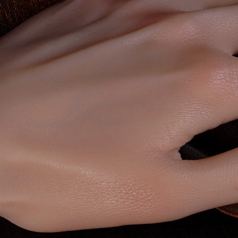 Realistic Silicone Female Hand Model for Nail Manicure Sketching Painting Display American Supermodel Fake Nail Props