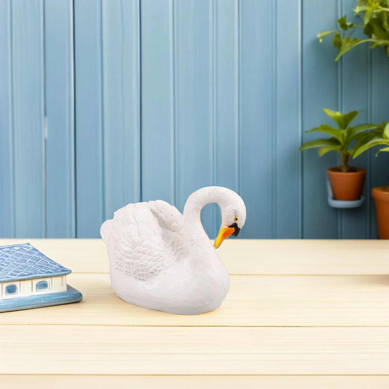 

Simulated Swan Sculpture Figurines Home Decor Statuette Resin Realistic Floating