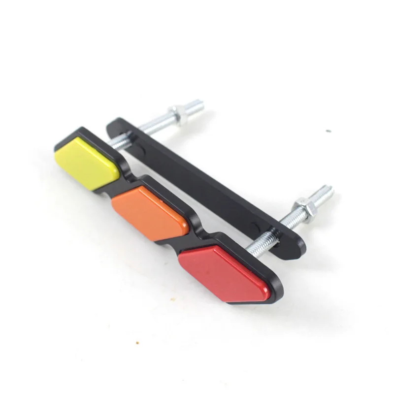 3 kleuren Grille Badge Emblem Voor Toyota Tacoma Tundra 4 Runner TRD Highlande Rav4 CHR Strip Luchtinlaat Auto accessoires