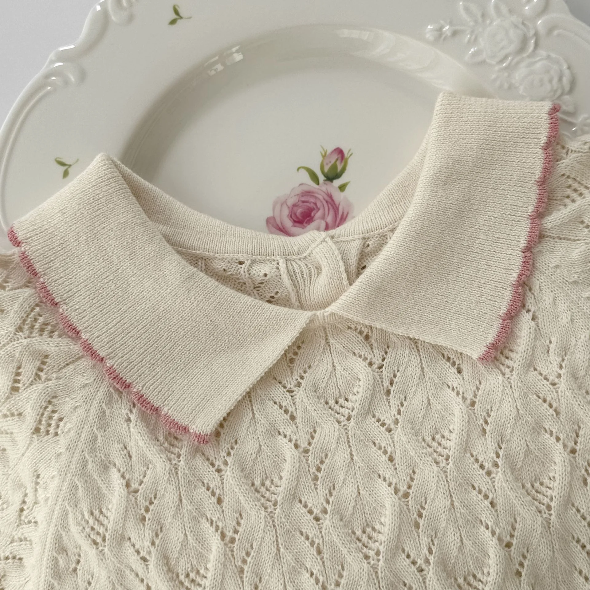 طفل محبوك رومبير 2025 الصيف الكورية طفلة بذلة محبوك الجاكار قصيرة الأكمام تسلق الملابس