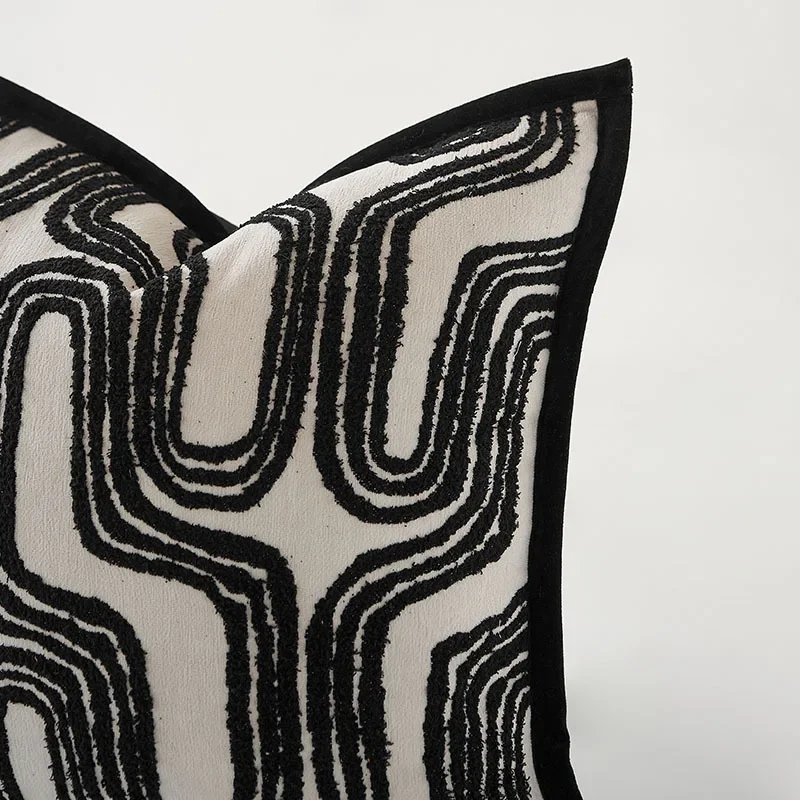Italian Beige Black Light Luxury Cushion Cover Retro Chenille Geometric Jacquard Pillow Cover Decorative Modern Throw Pillowslip