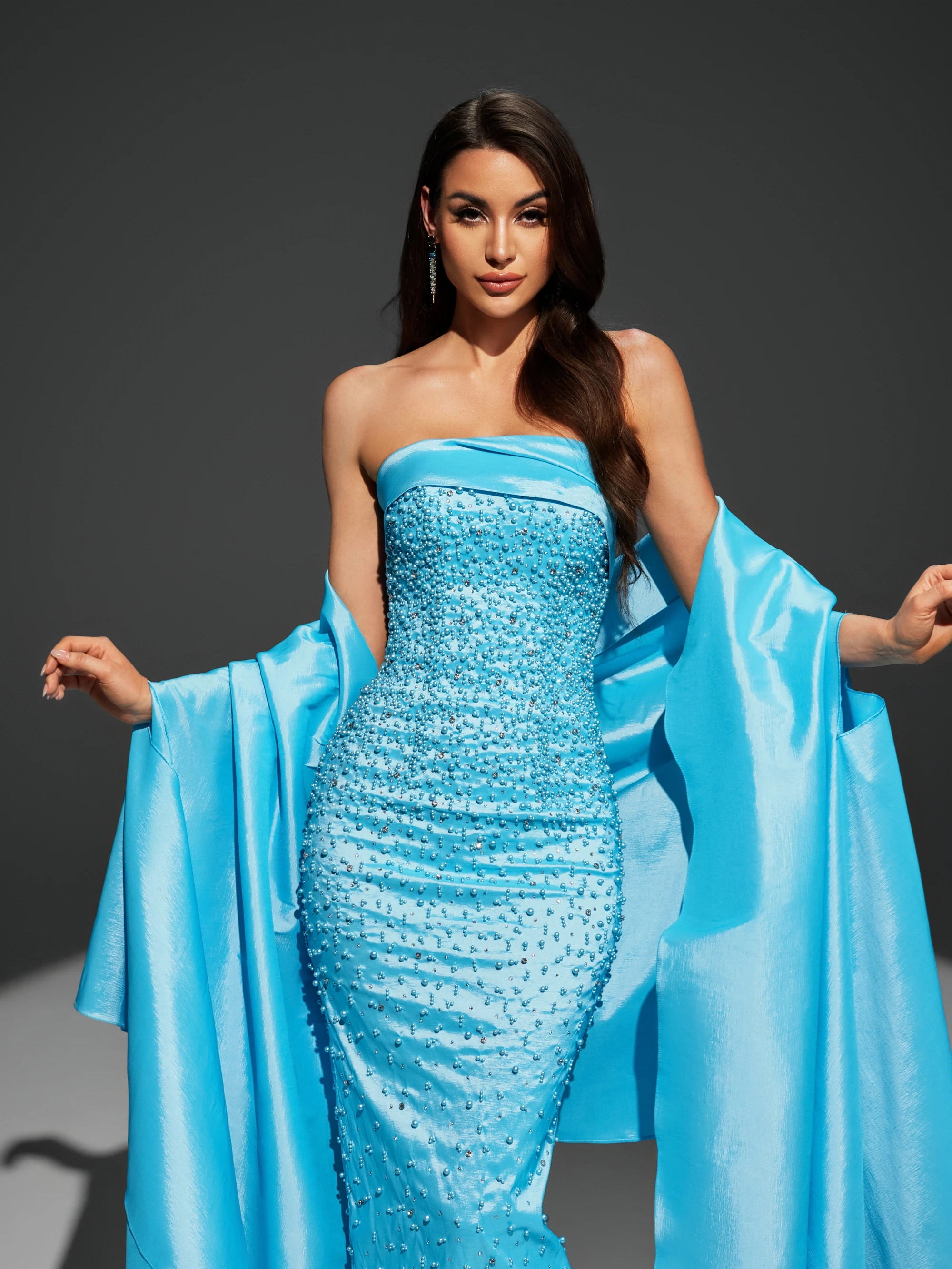 شاليمار تشانغ فساتين زرقاء للسيدات على شكل حرف A مصنوعة يدويًا حسب الطلب