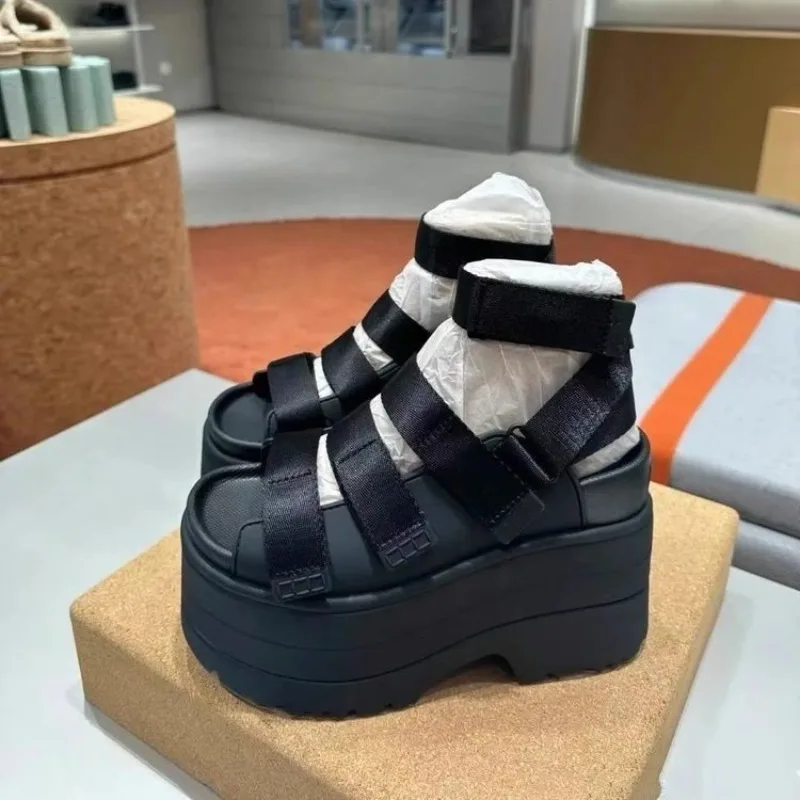 Luxury Designer Shoes for Women Goth Platform Sandals Chunky Punk Casual Walking Shoes Non Slip Vacation Footwear Zapatos Mujer 3