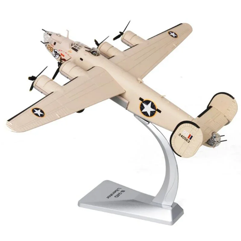 B-24 전투기 모형, 1/72 스케일로 만나는 역사의 날개