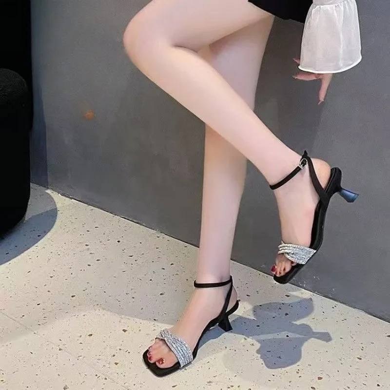 Slip Stiletto Sandals Summer New Square Toe Open Toe Rhinestone Anti-slip Wear-resistant Kitten Heels