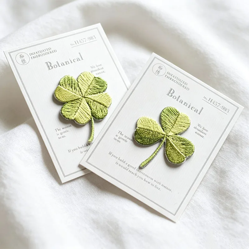 Iron On Four Leaf Clover Embroidery Patch Green Shamrock Fabric Applique for Clothes Decoration