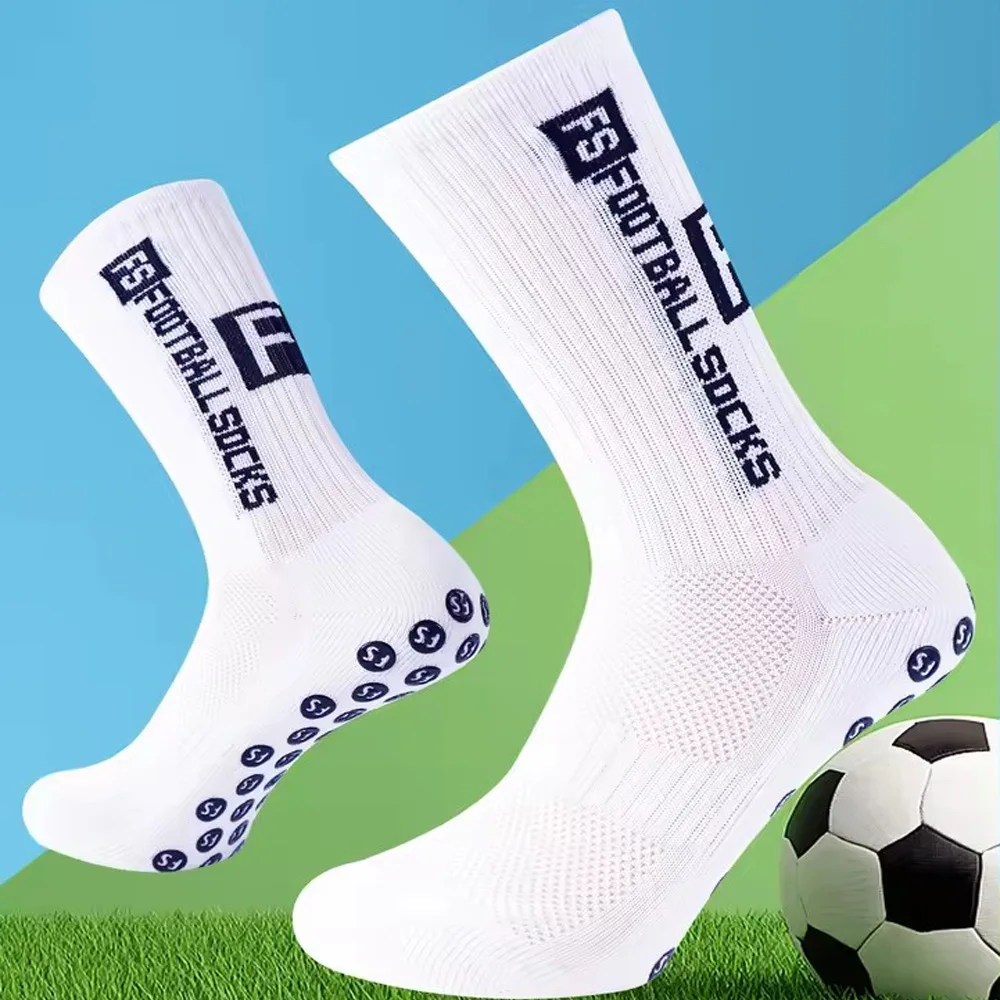 3 paia di calze da calcio ad alta elasticità, antiscivolo, traspiranti e resistenti all'usura, ideali per attività sportive all'aperto, come calcio, basket e corsa, taglie 38-45, spedizione rapida.