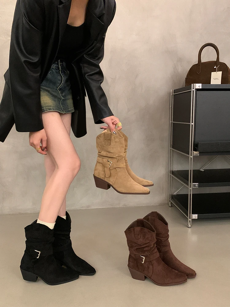 Women's Western Cowboy Boot Short High Heel Crumpled V-Notch Pointed Toe Booties Fashionable Autumn Spring Season Rubber Sole