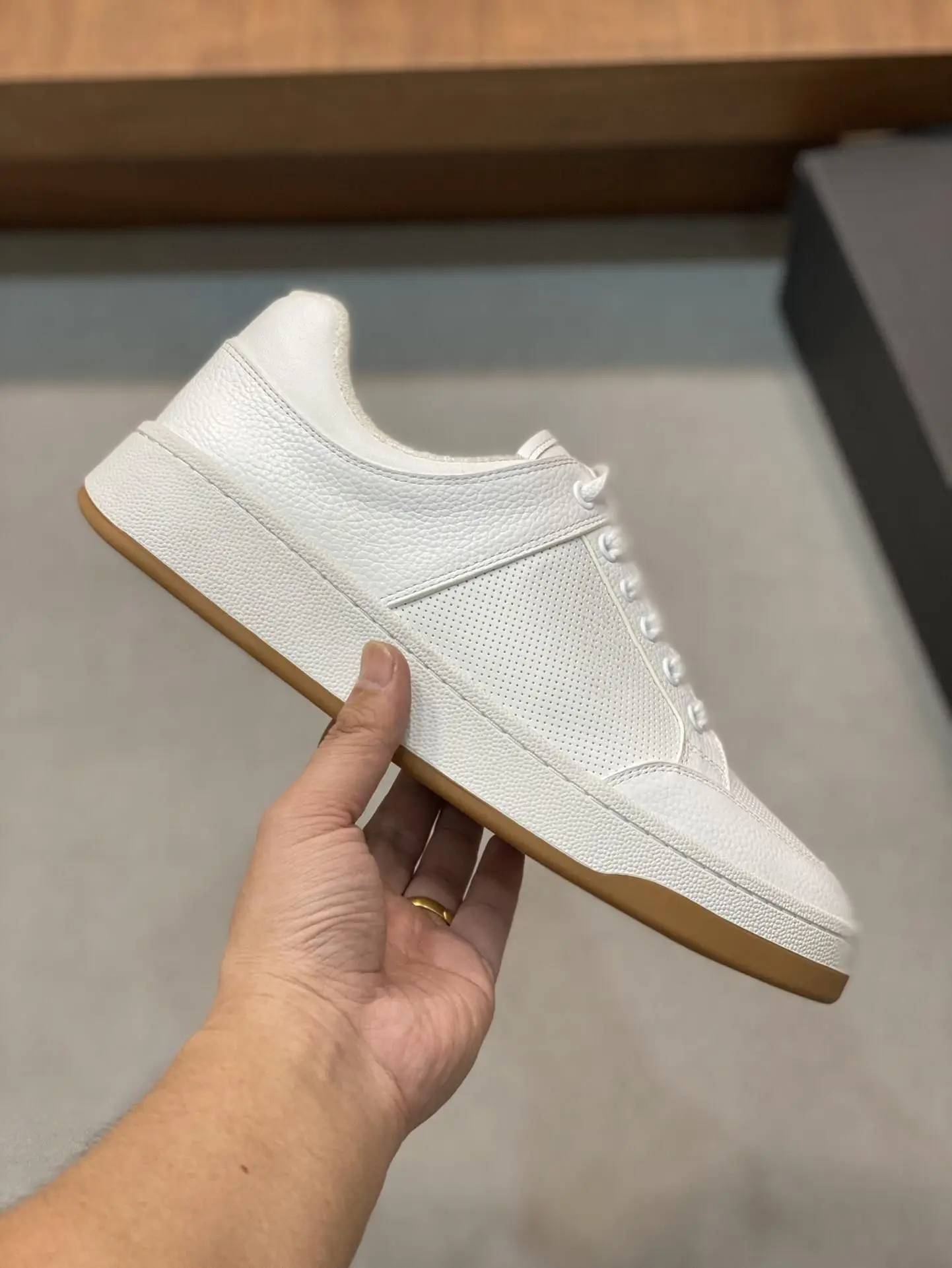 Unisex Daily Casual Shoes Full White Breathable Perforated Leather Upper Lace Up Non Slip Gum Outsole Walking Trainers