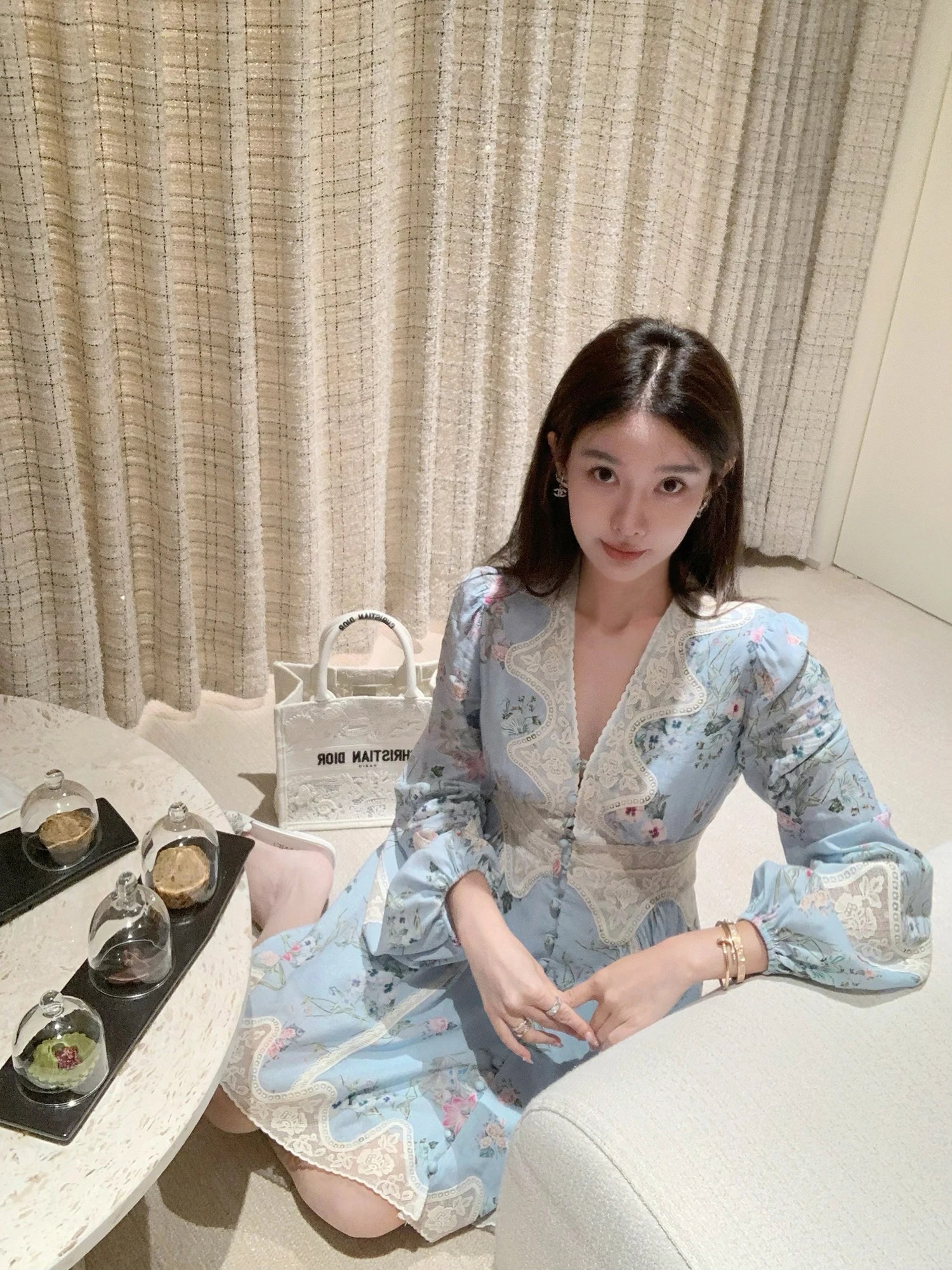 

Heavy Embroidery Floral Print Dr Tea Break Skirt V Ne High Waist Zipper Closure Long Sve a Line Gown for Ladies