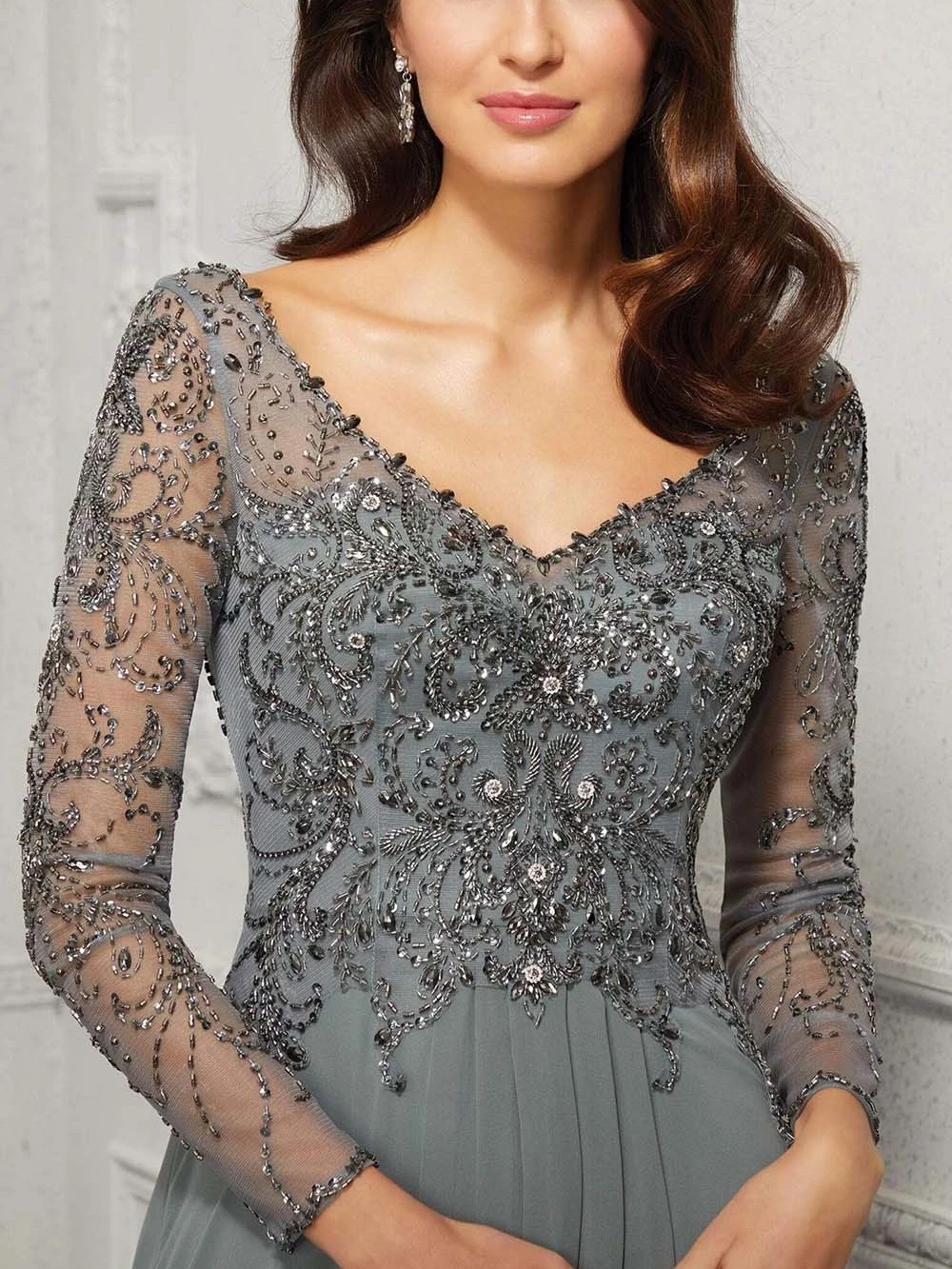 Modest Long Sleeve Mother Of The Bride Dress For Wedding Sparkly Sequins Beads Prom Dress Elegant Chiffon Long Evening Gown