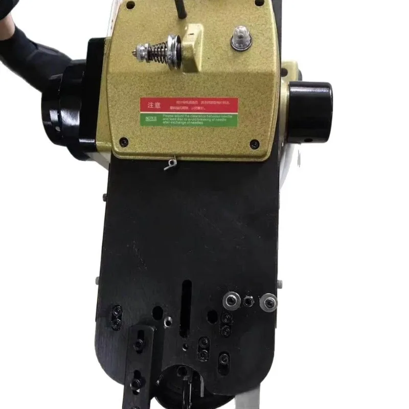 Toy sewing machine, quilt overlock sewing machine, blanket net cover mattress hemming industrial sewing machine