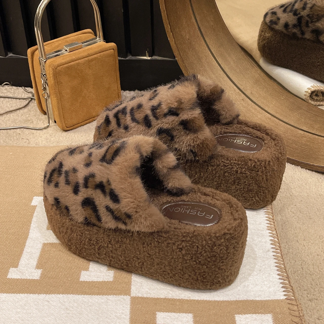 Women's cotton shoes autumn and winter new leopard print fur half-slippers fashionable outdoor closed-toe slippers